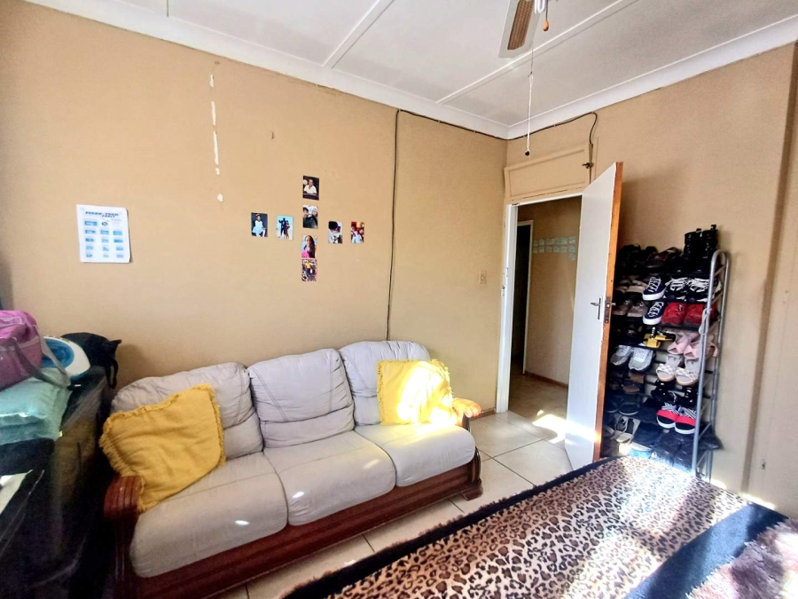 4 Bedroom Property for Sale in Uitsig Free State